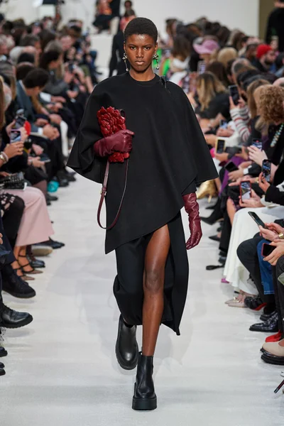 Look 46
